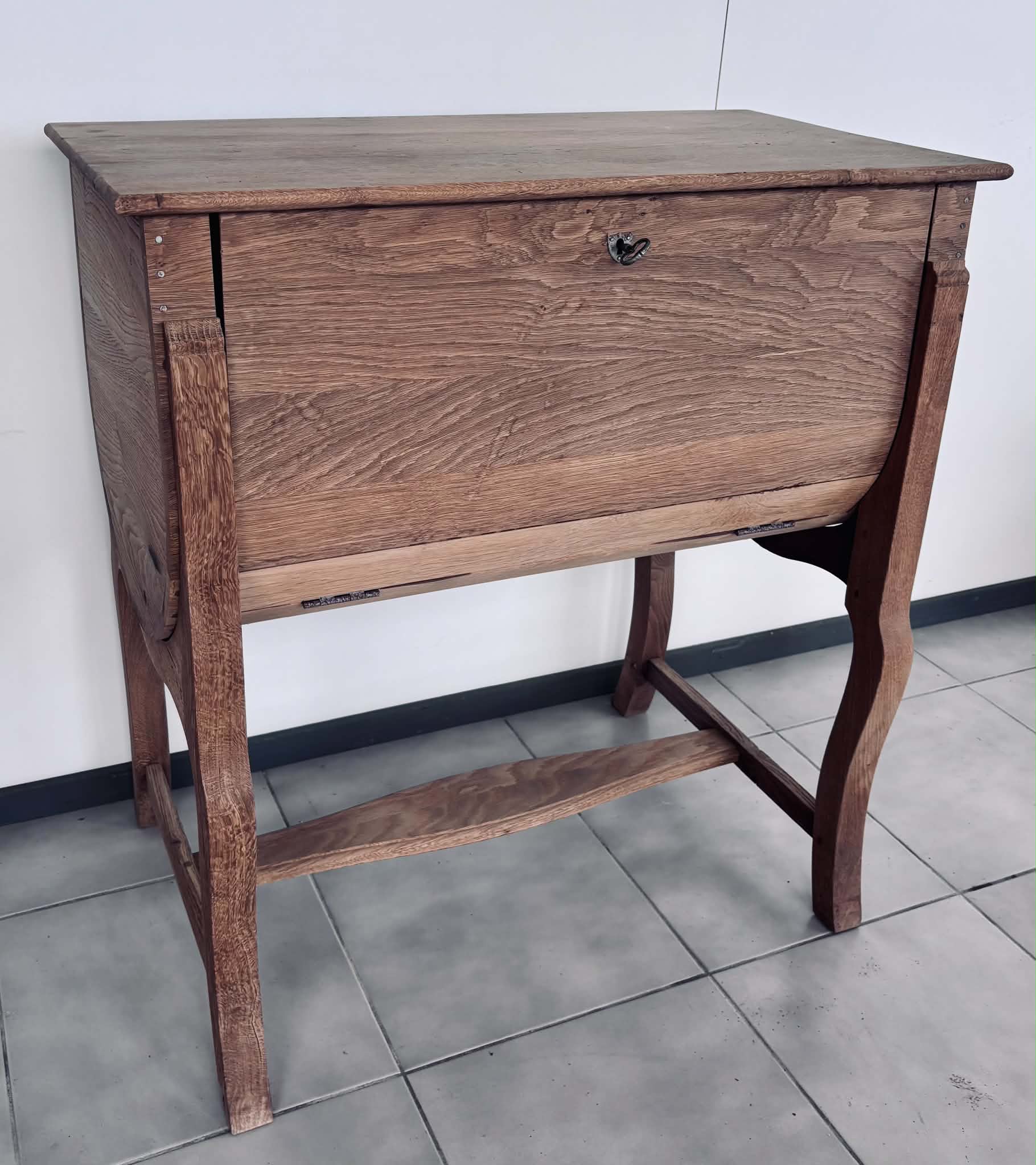 Bar en bois vintage